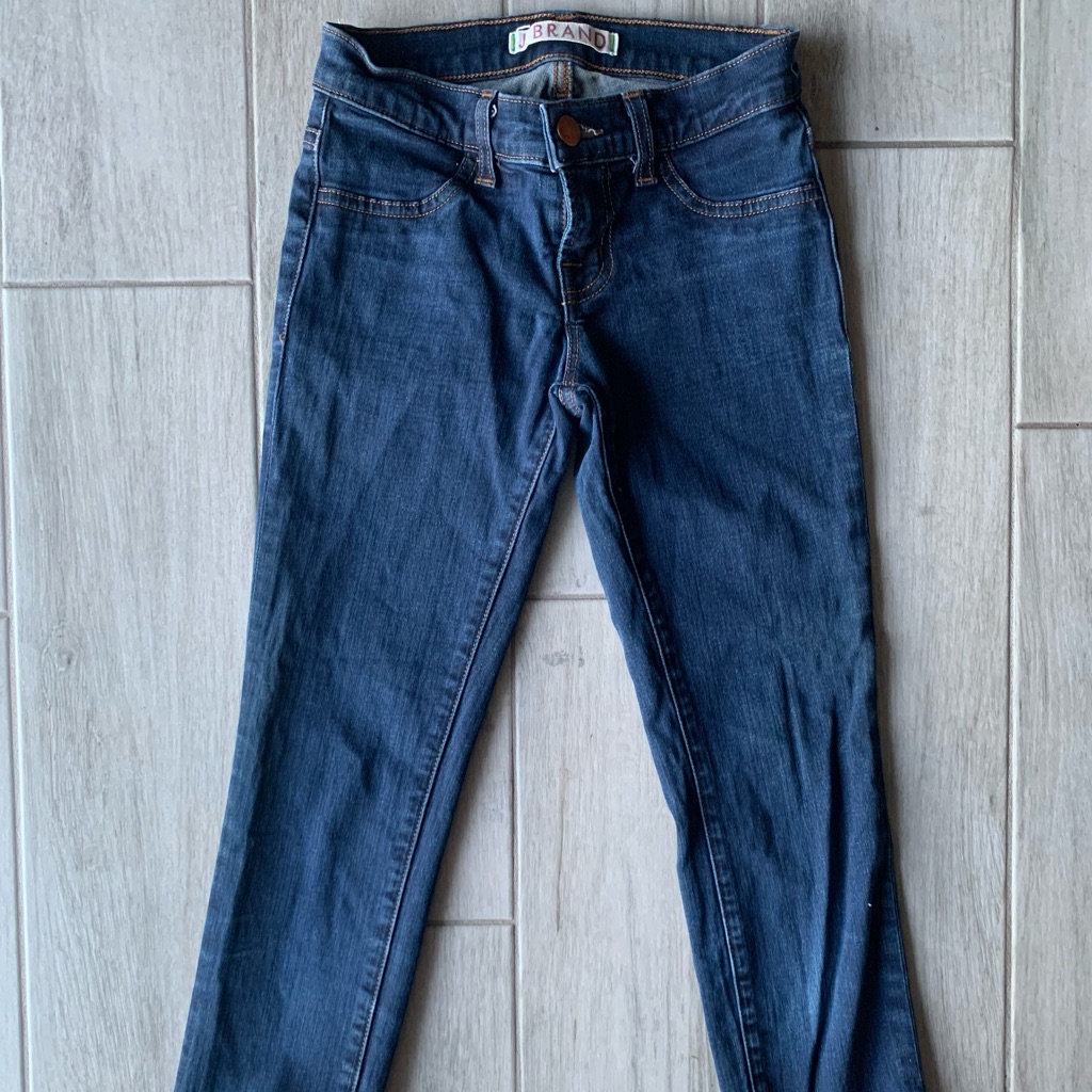 J Brand Capri Size 23